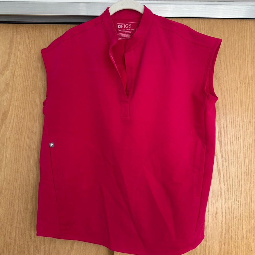 Figs Ultra Rose Rafaela Oversized Scrub Top